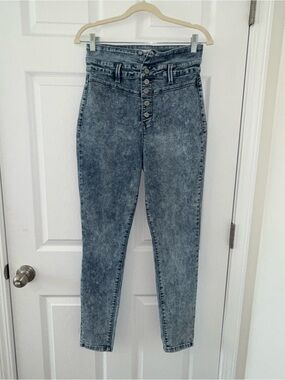 Secrets With Love Super High Waist Acid Wash Skinny Jeans Size 11/30